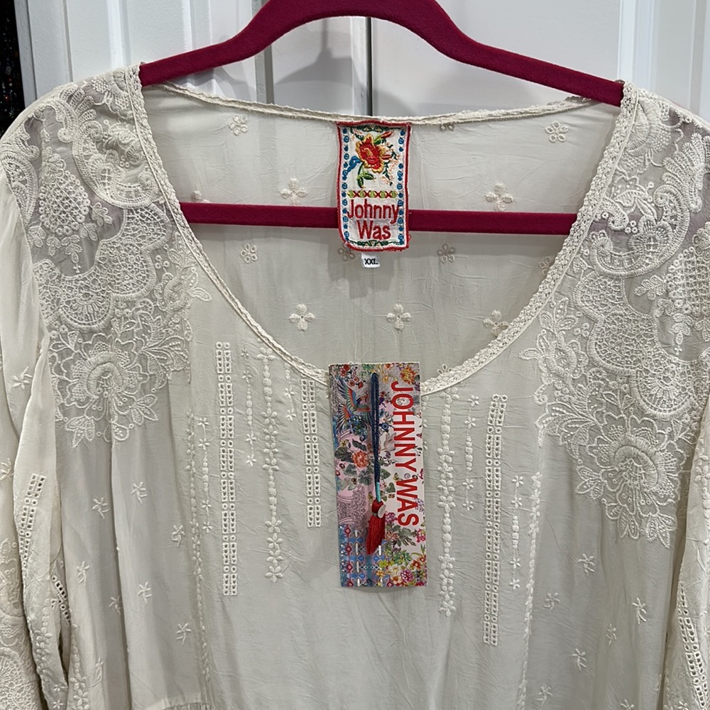 Johnny Was Classic, Vintage Ivory Embroidered Sheer Top, NWT - Picture 3 of 6